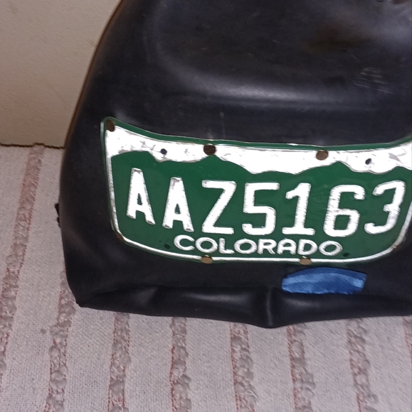 Very Rare Little Earth Recycle Invention Backpack, License Plate - Picture 7 of 7